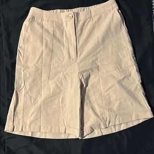NWOT Beige High Rise Linen Women's Shorts